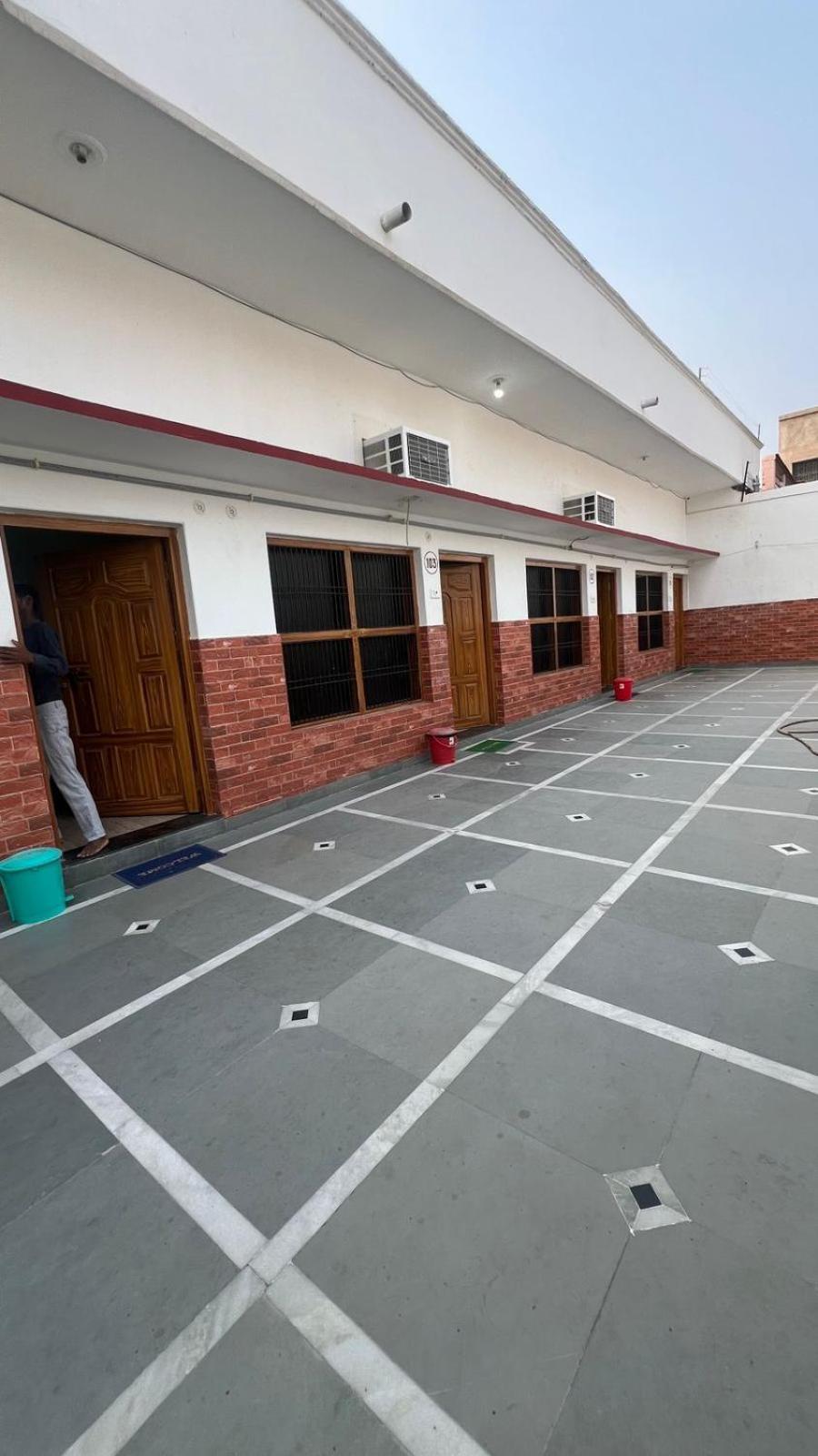 Hotel Vijay Palace Ayodhya Zewnętrze zdjęcie