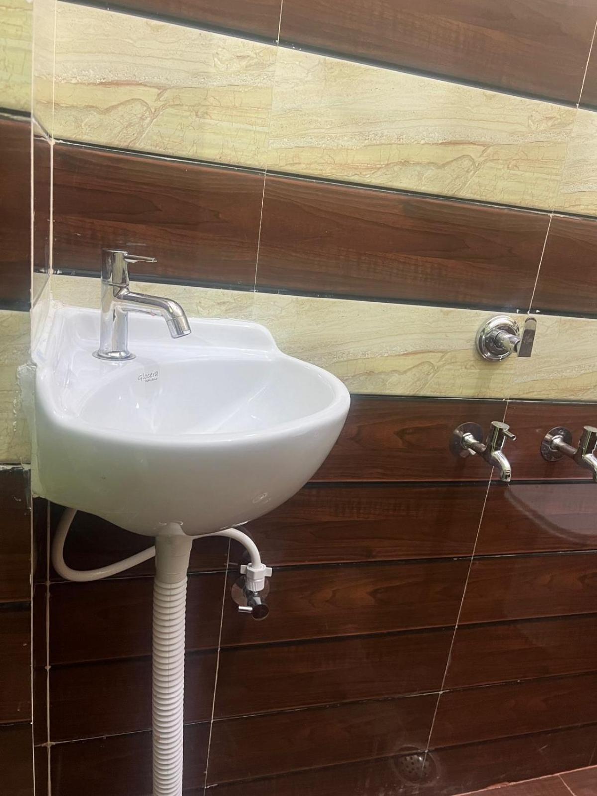 Hotel Vijay Palace Ayodhya Zewnętrze zdjęcie