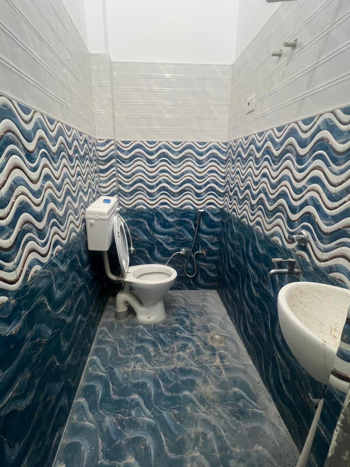 Hotel Vijay Palace Ayodhya Zewnętrze zdjęcie